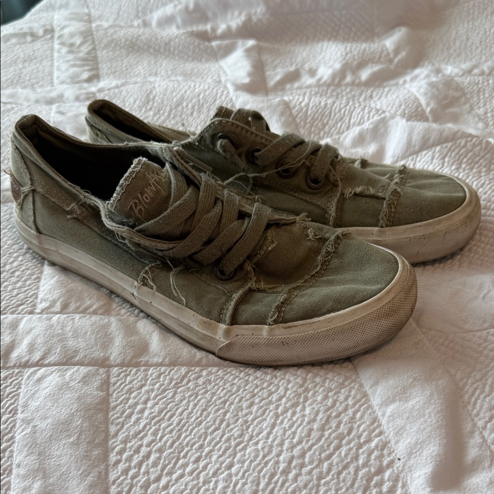 Blowfish Olive Green Canvas Sneakers